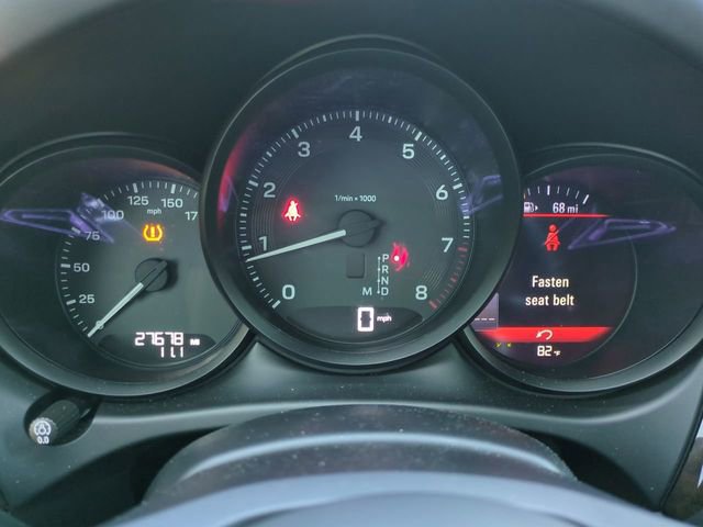 Used 2023 Porsche Macan image 32