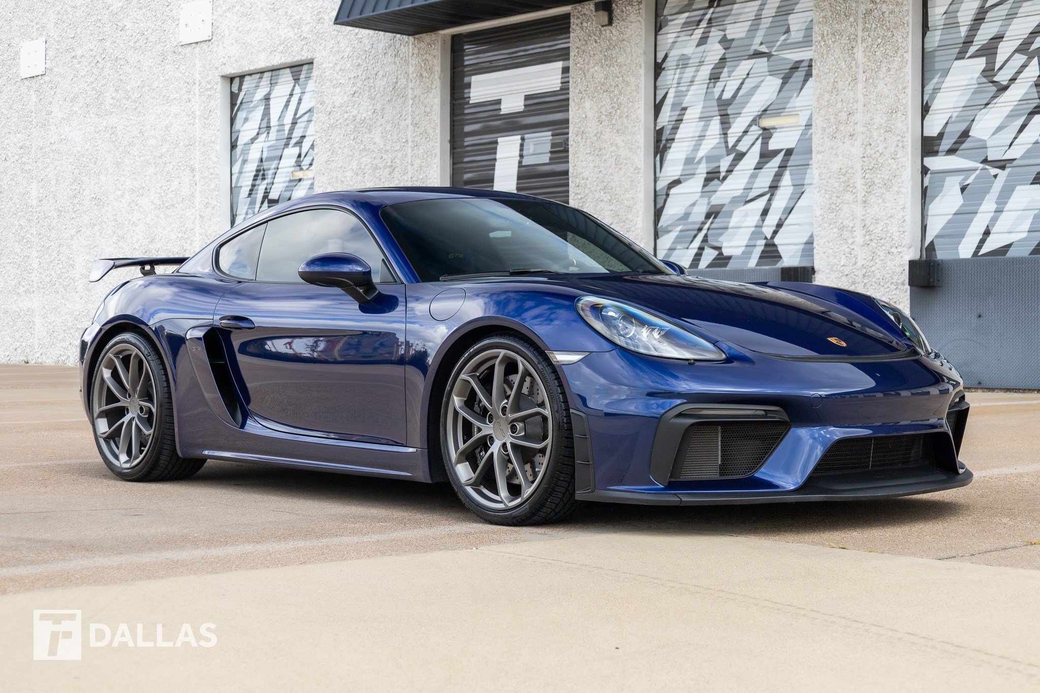Used 2023 Porsche 718 Cayman GT4 RWD image 18