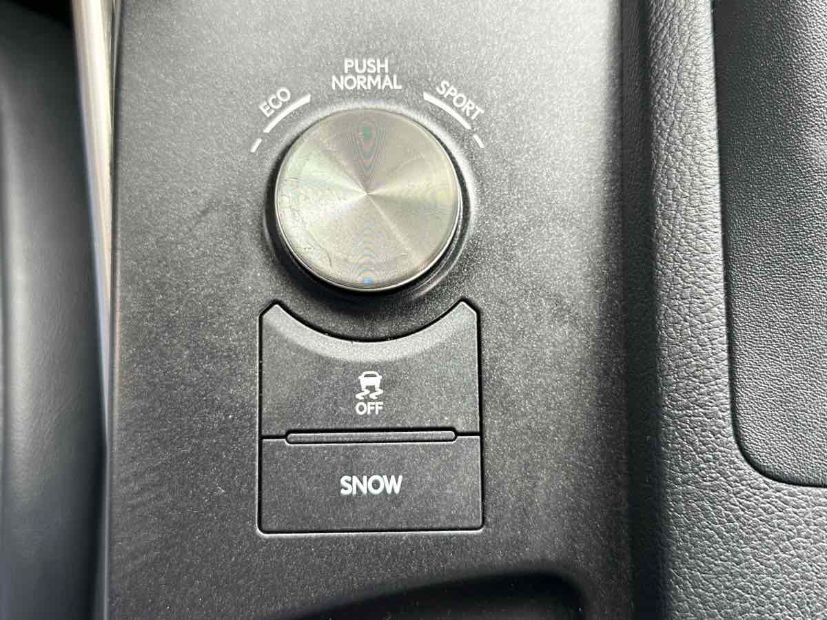 Used 2016 Lexus IS 300 AWD w/ F Sport Package image 36