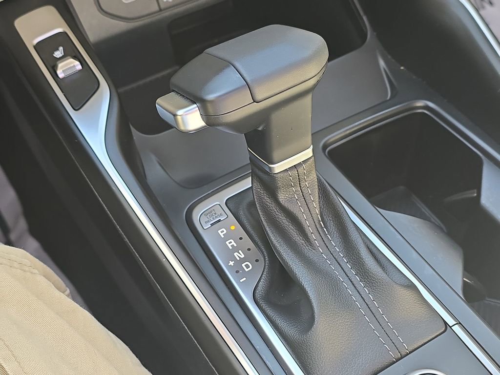 Used 2025 Kia Sorento S w/ Panoramic Sunroof Package image 26