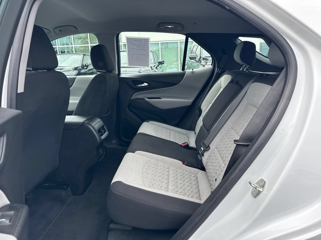 Used 2022 Chevrolet Equinox LS AWD/4WD image 22