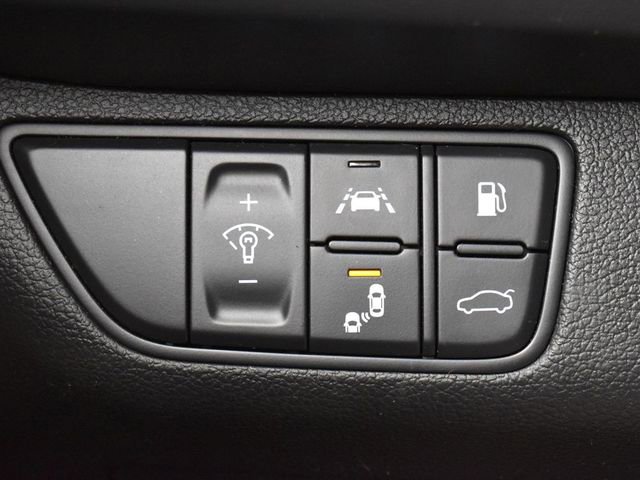 Used 2019 Genesis G70 3.3T Advanced w/ Elite Package image 25