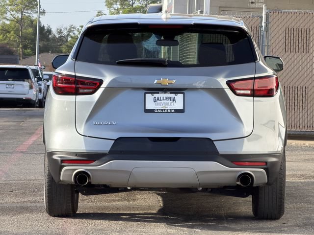 Used 2026 Chevrolet Blazer LT FWD image 6