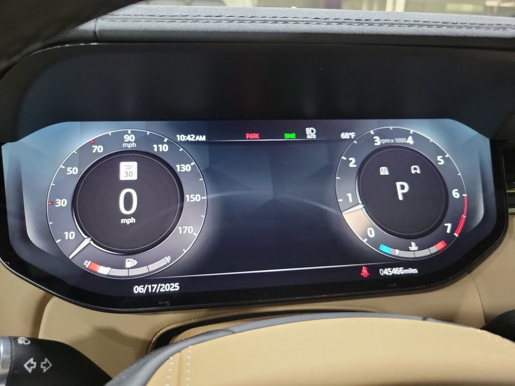 Used 2023 Land Rover Range Rover SE image 17