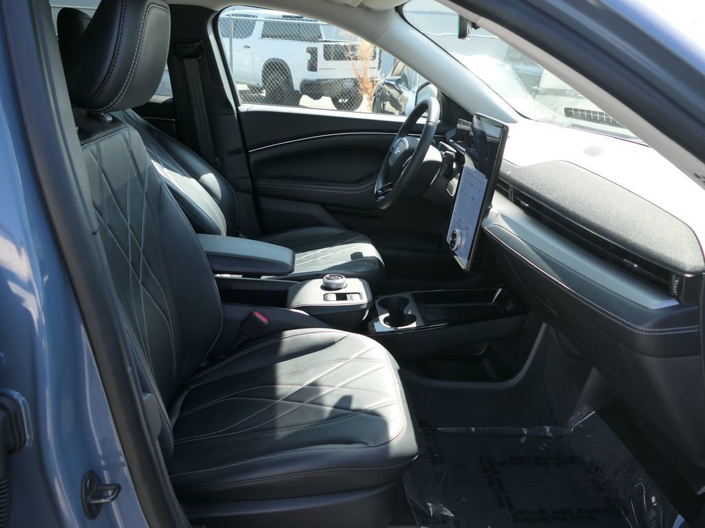 Used 2023 Ford Mustang Mach-E Select RWD image 25
