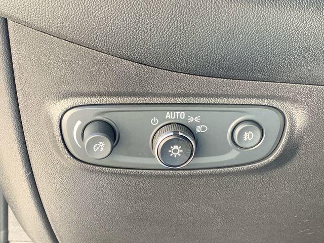 Used 2022 Chevrolet Equinox Premier image 27