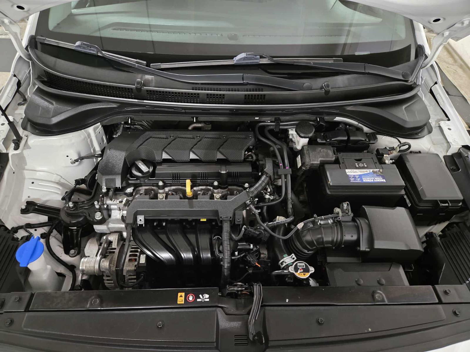 Used 2021 Hyundai Accent SE w/ Cargo Package image 24
