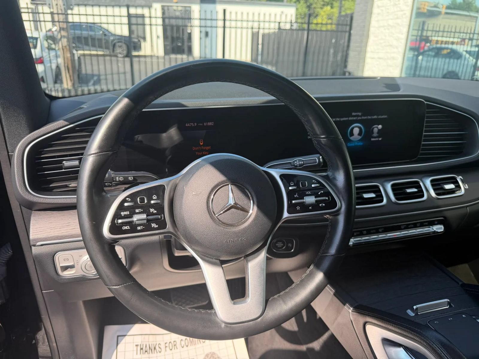 Used 2021 Mercedes-Benz GLE 350 4MATIC w/ Premium Package image 26
