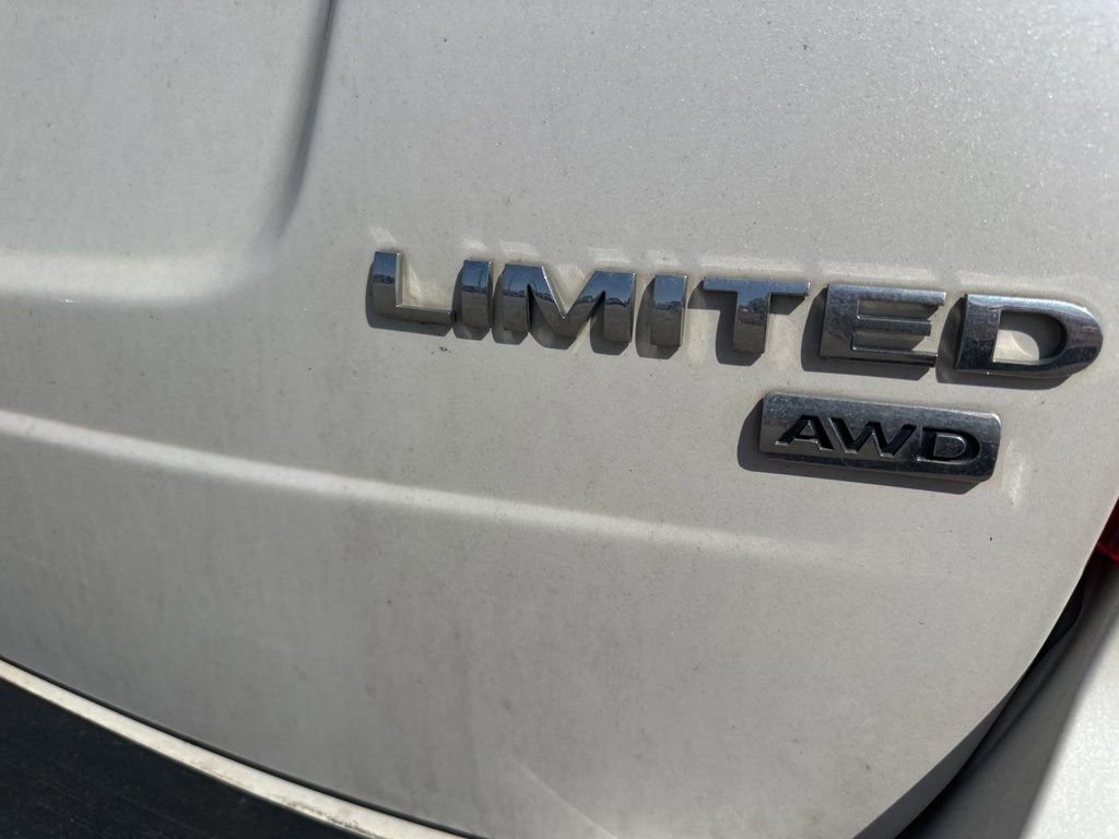 Used 2013 Ford Edge Limited AWD/4WD image 10