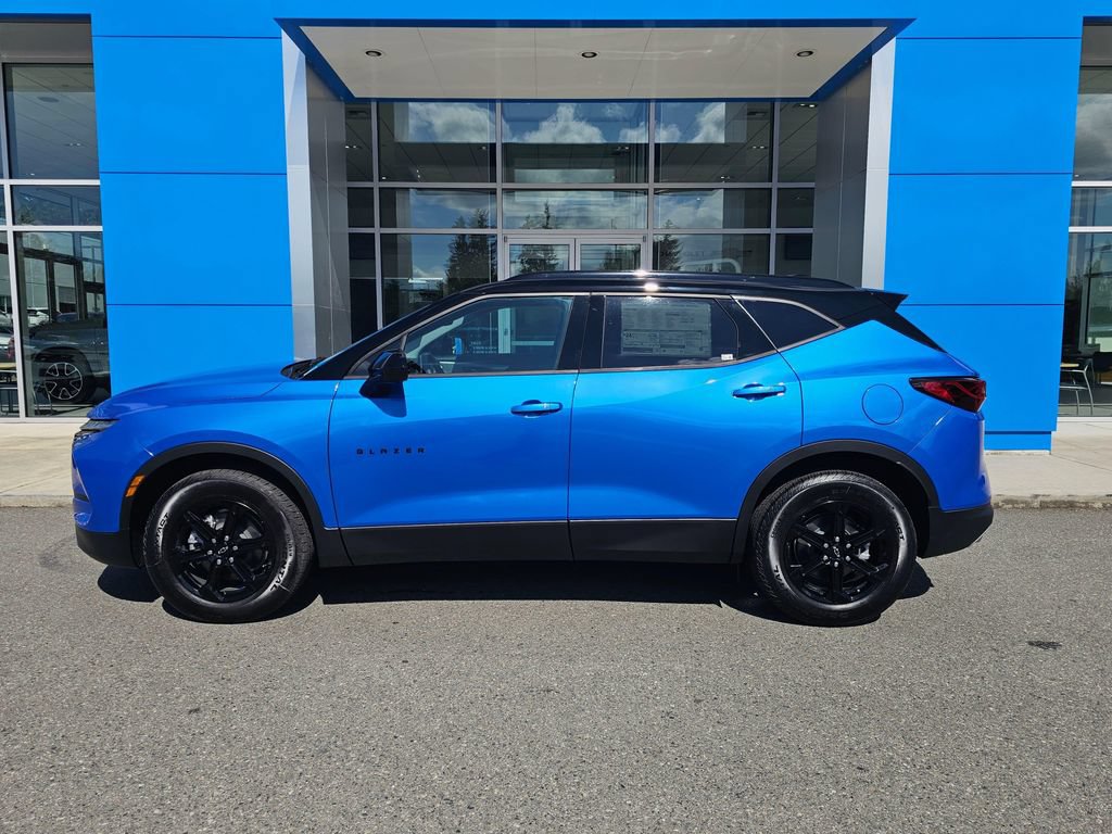 New 2026 Chevrolet Blazer LT w/ Convenience Package AWD/4WD image 4