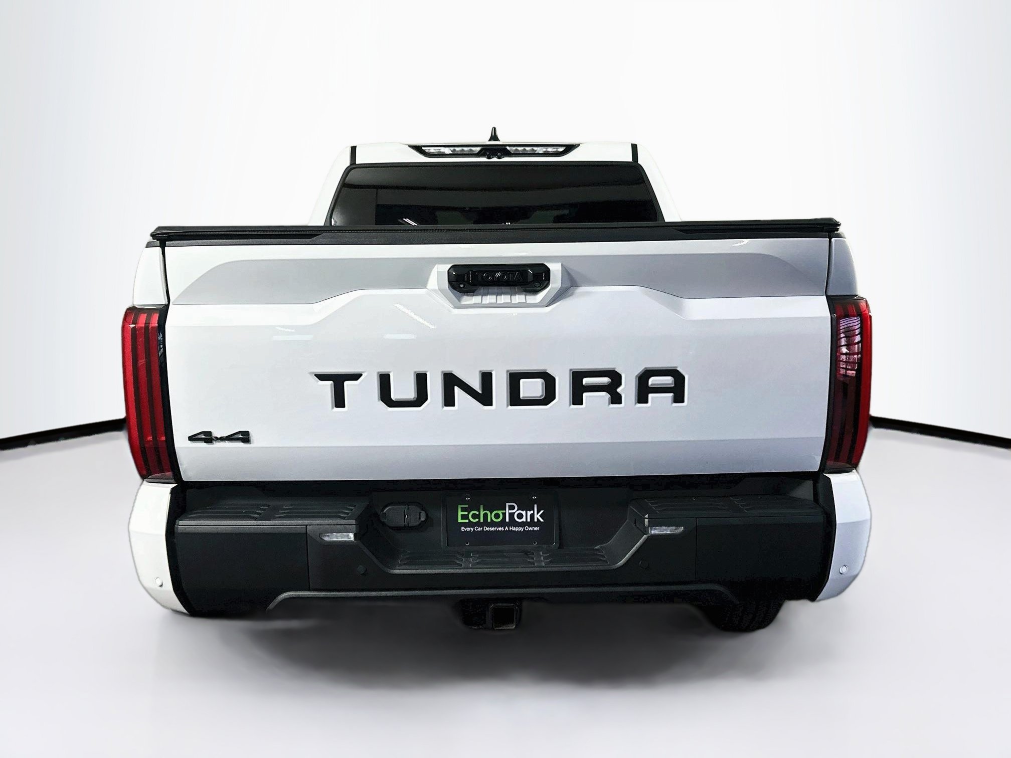 Used 2024 Toyota Tundra Limited AWD/4WD image 7