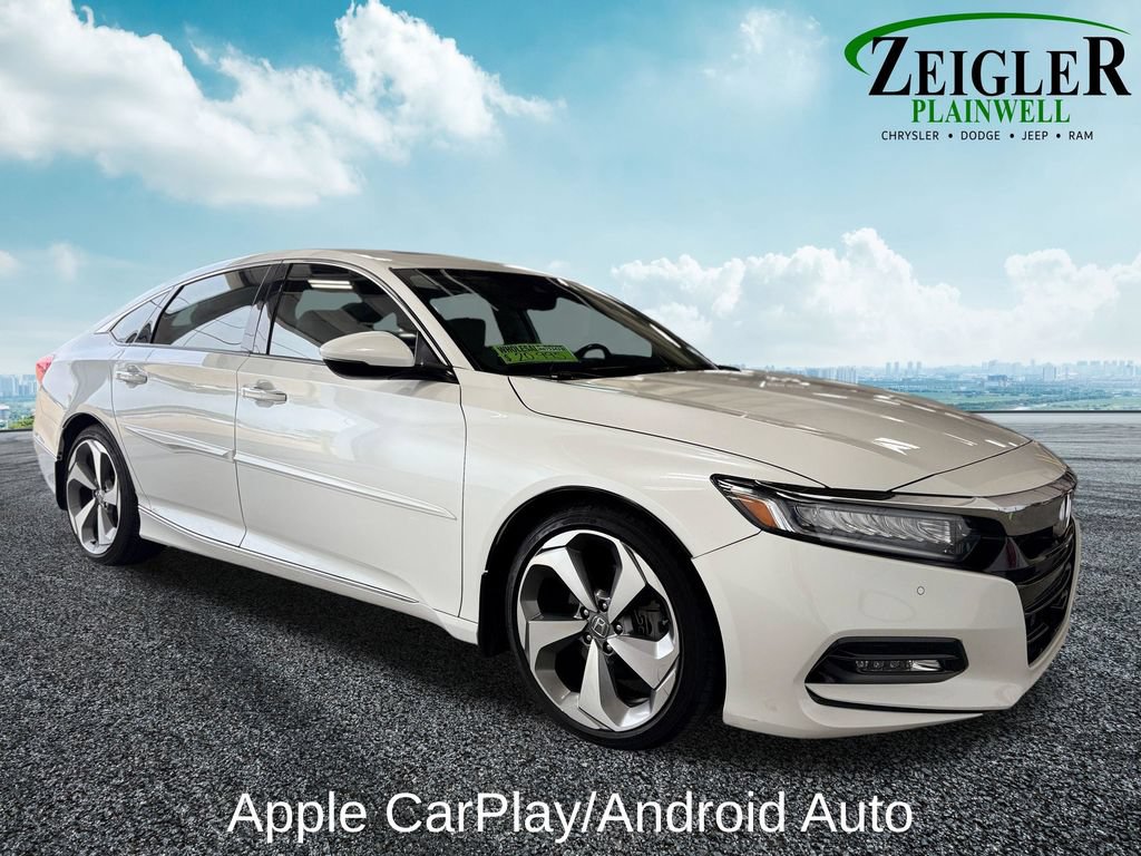 Used 2018 Honda Accord Touring image 7