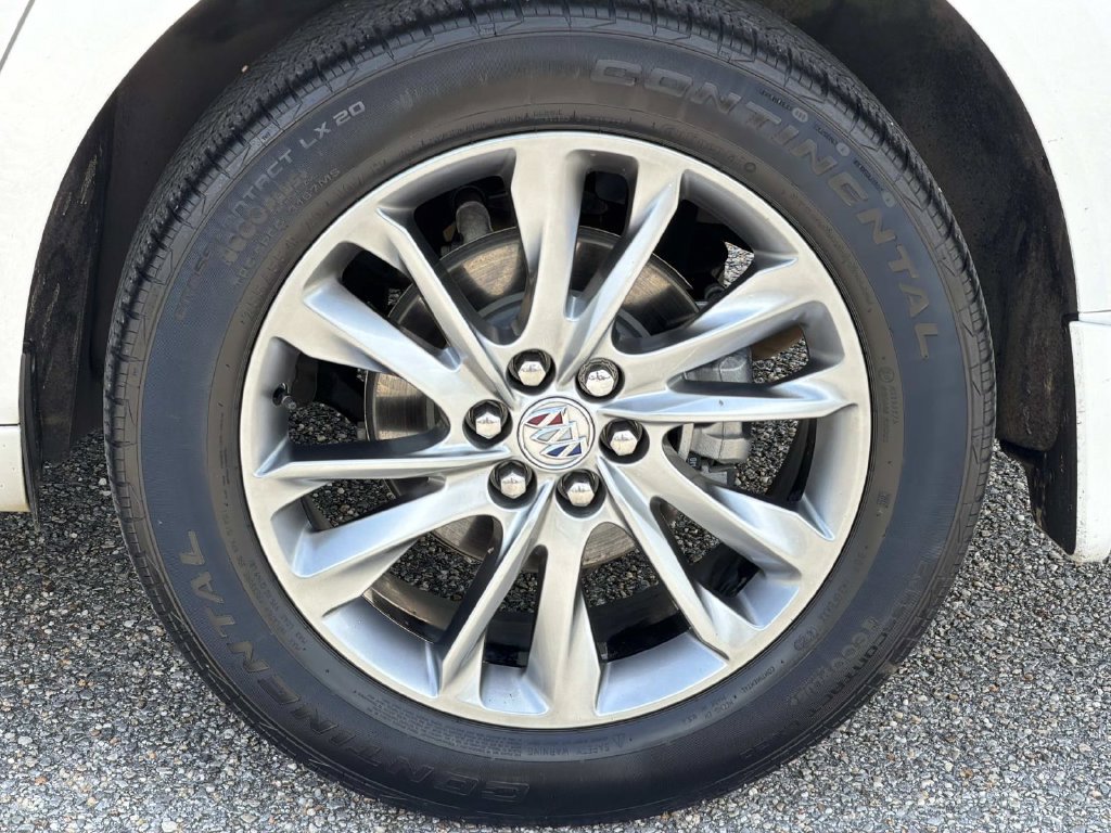 Used 2023 Buick Enclave Avenir FWD image 10
