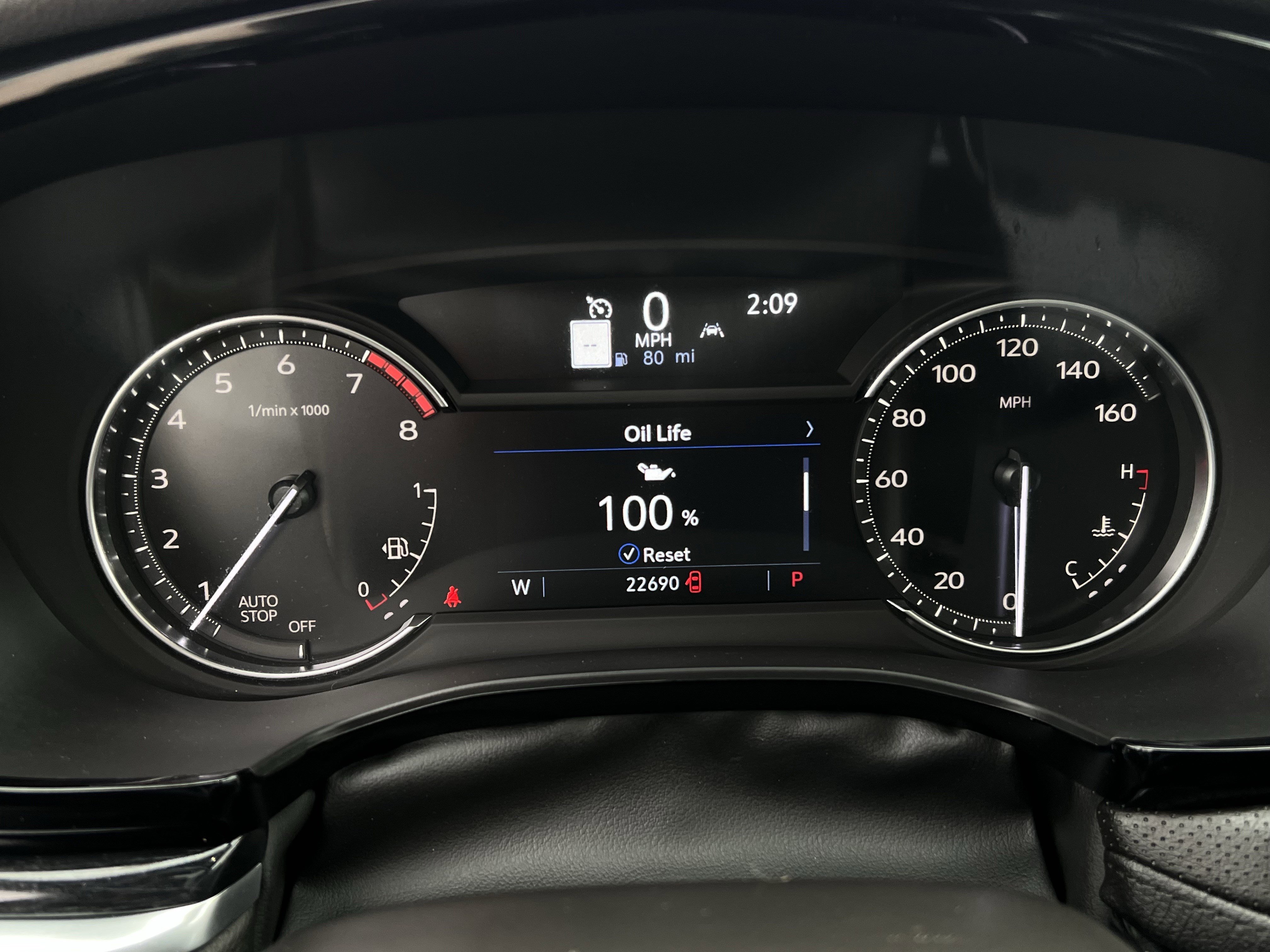 Used 2025 Cadillac XT5 Premium Luxury image 13