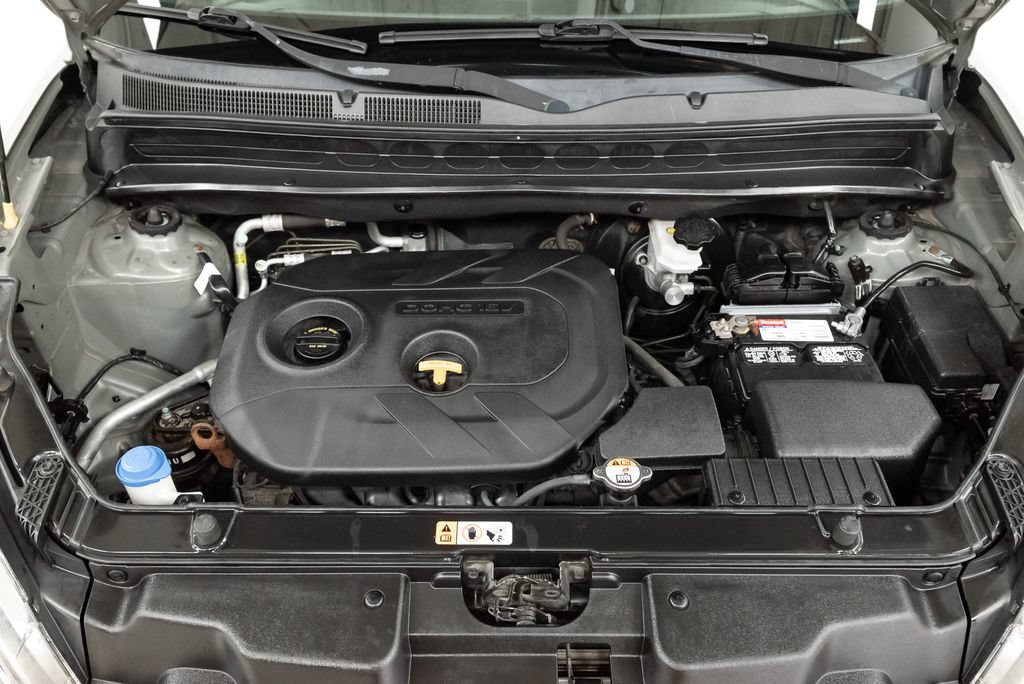 Used 2013 Kia Soul + FWD image 3