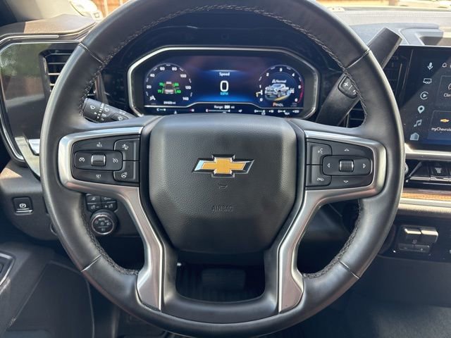 Used 2025 Chevrolet Silverado 2500 LT w/ Safety Package AWD/4WD image 5