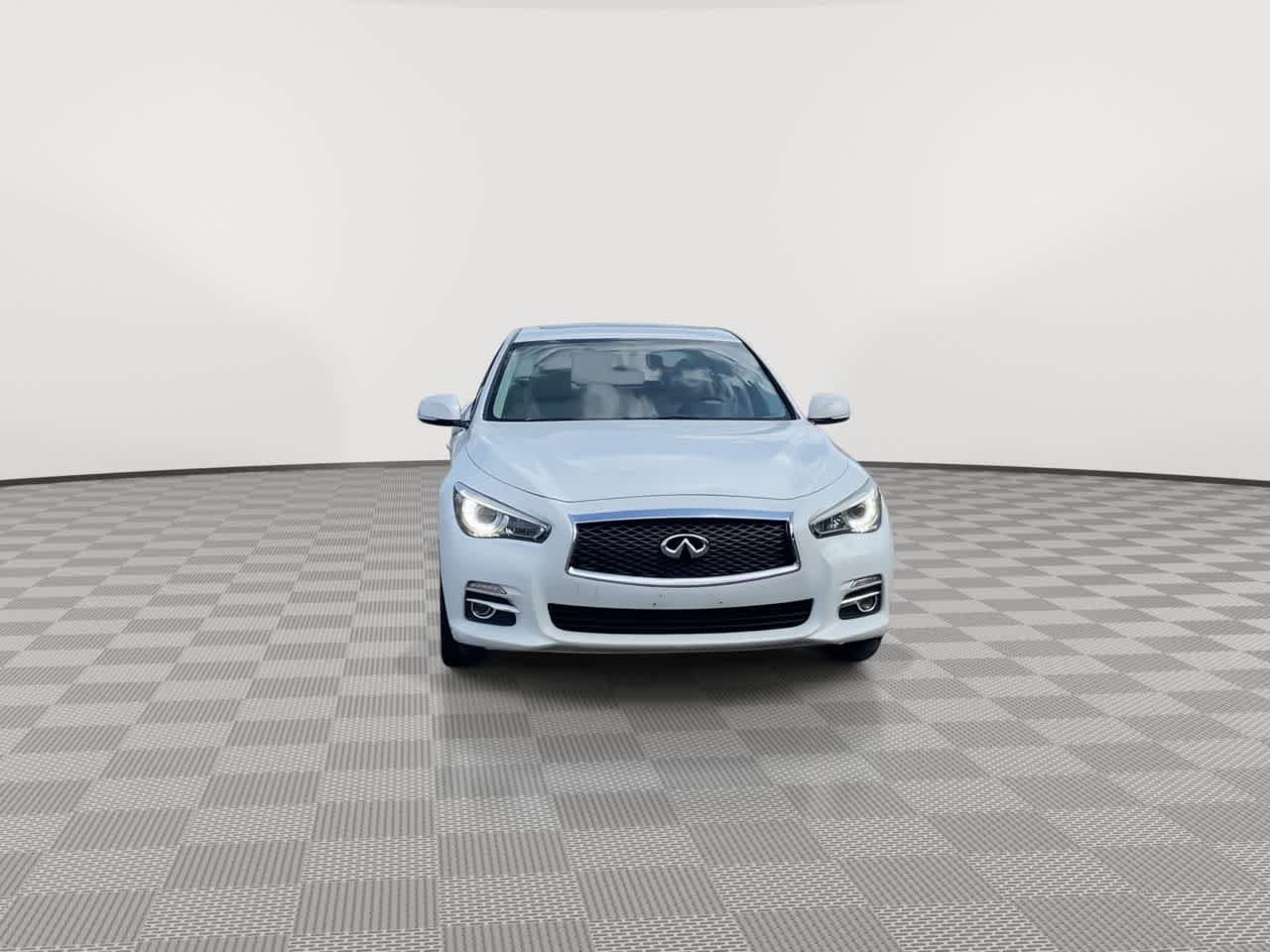 Used 2015 INFINITI Q50 Premium w/ Navigation Package AWD/4WD image 3