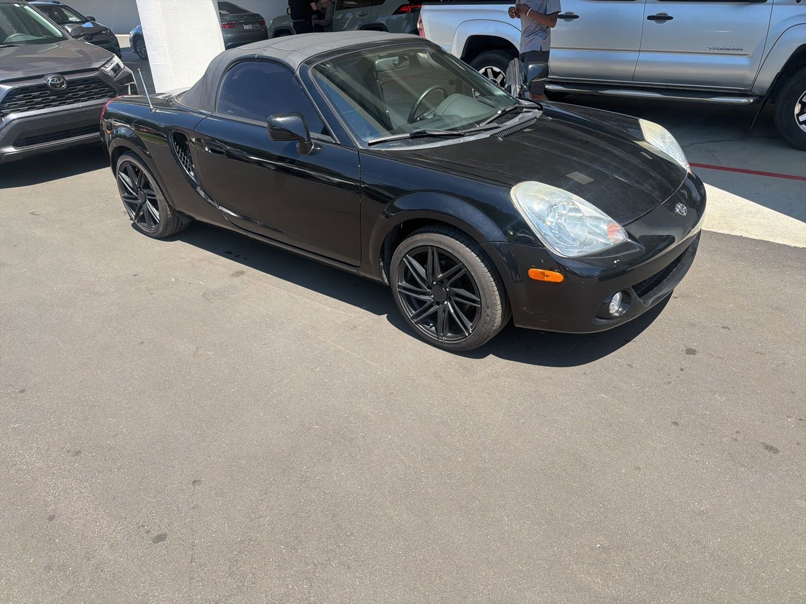 Used 2003 Toyota MR2 RWD image 2