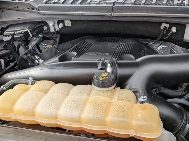 Used 2018 Ford F150 XLT image 38