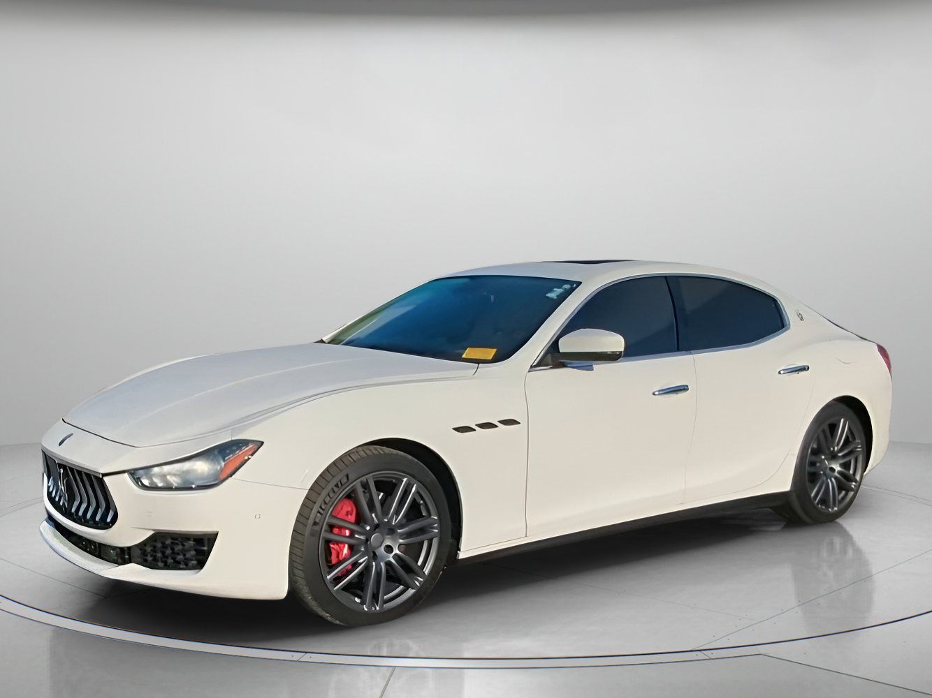 Used 2018 Maserati Ghibli S image 12