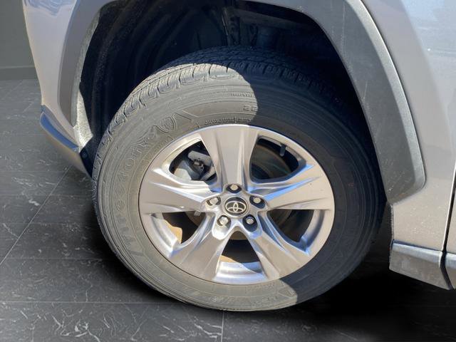 Used 2023 Toyota RAV4 XLE w/ Convenience Package image 33