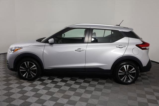 Used 2019 Nissan Kicks SV FWD image 5