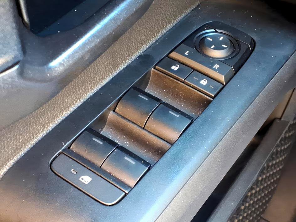 Certified 2024 Toyota Tacoma SR5 image 15