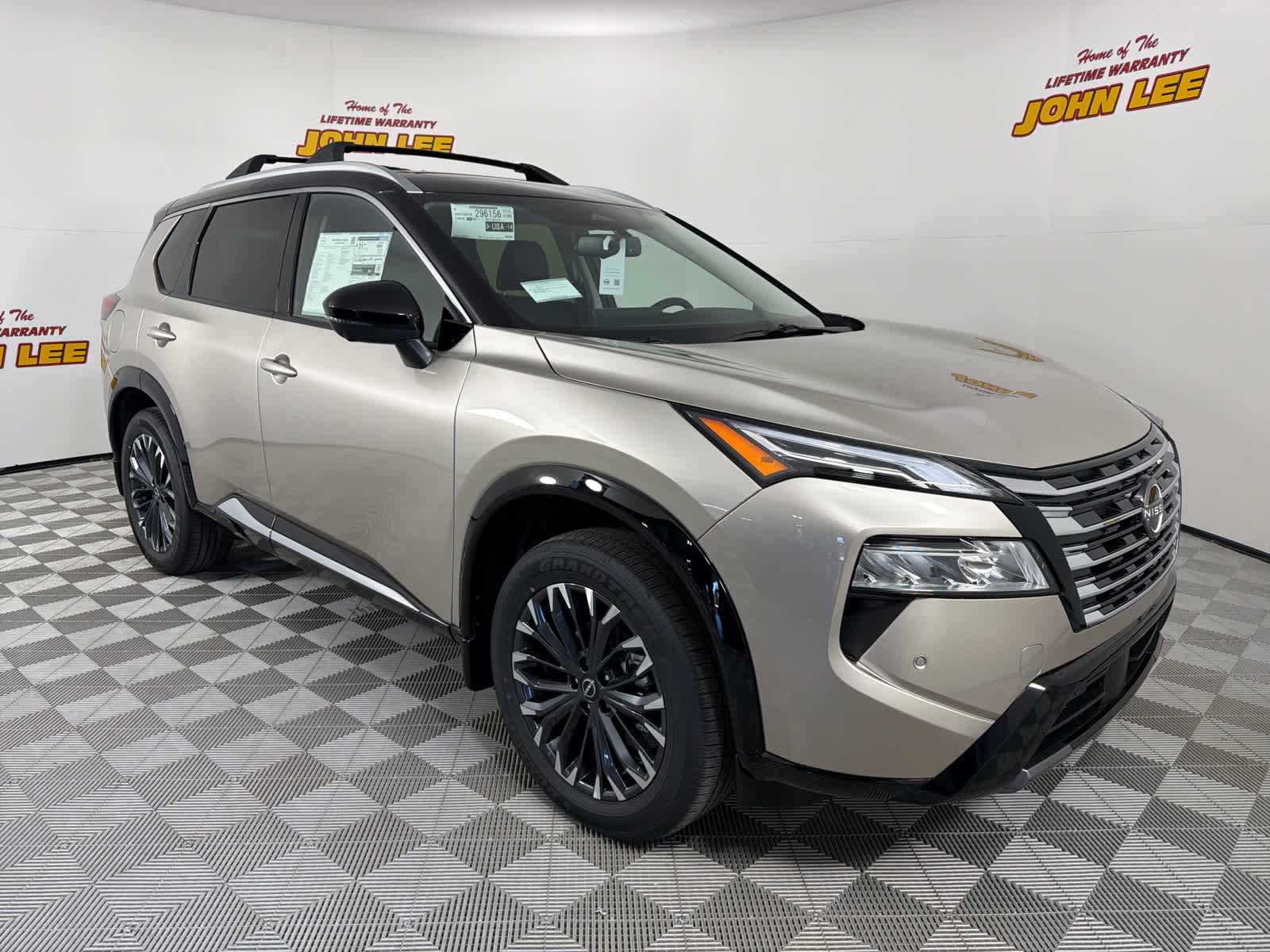 New 2026 Nissan Rogue Platinum image 7