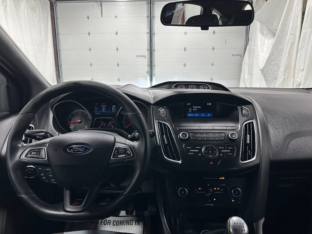 Used 2018 Ford Focus ST FWD image 16