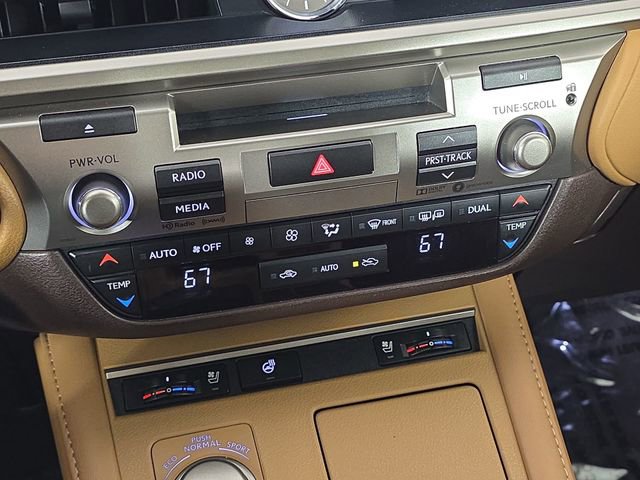 Used 2018 Lexus ES 350 w/ Navigation System Package image 24