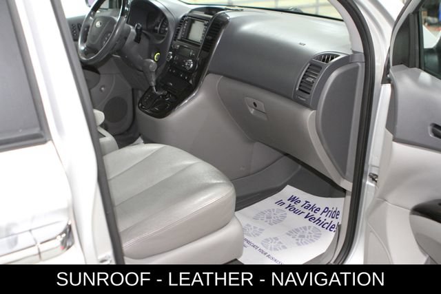 Used 2014 Kia Sedona EX w/ Navigation Package FWD image 22