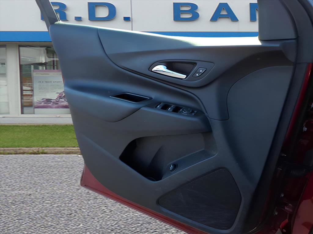 Used 2024 Chevrolet Equinox LT w/ LPO, Floor Liner Package image 9