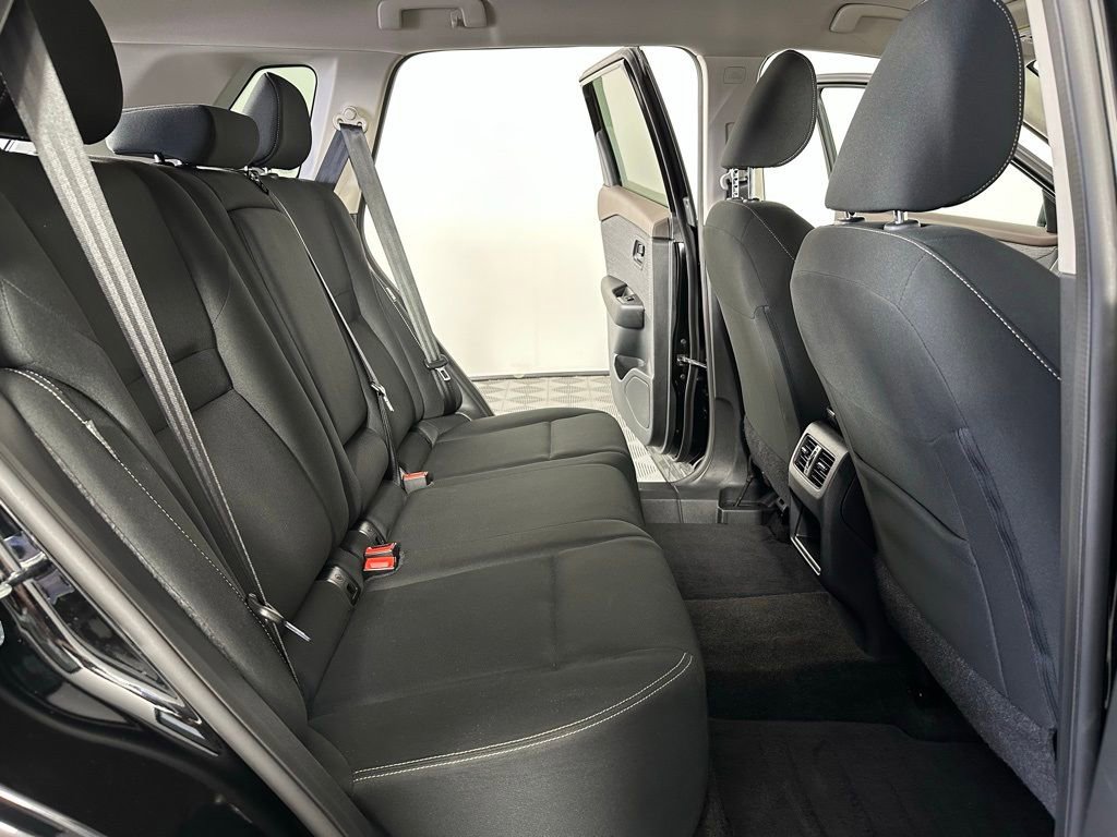 Used 2023 Nissan Rogue S image 11