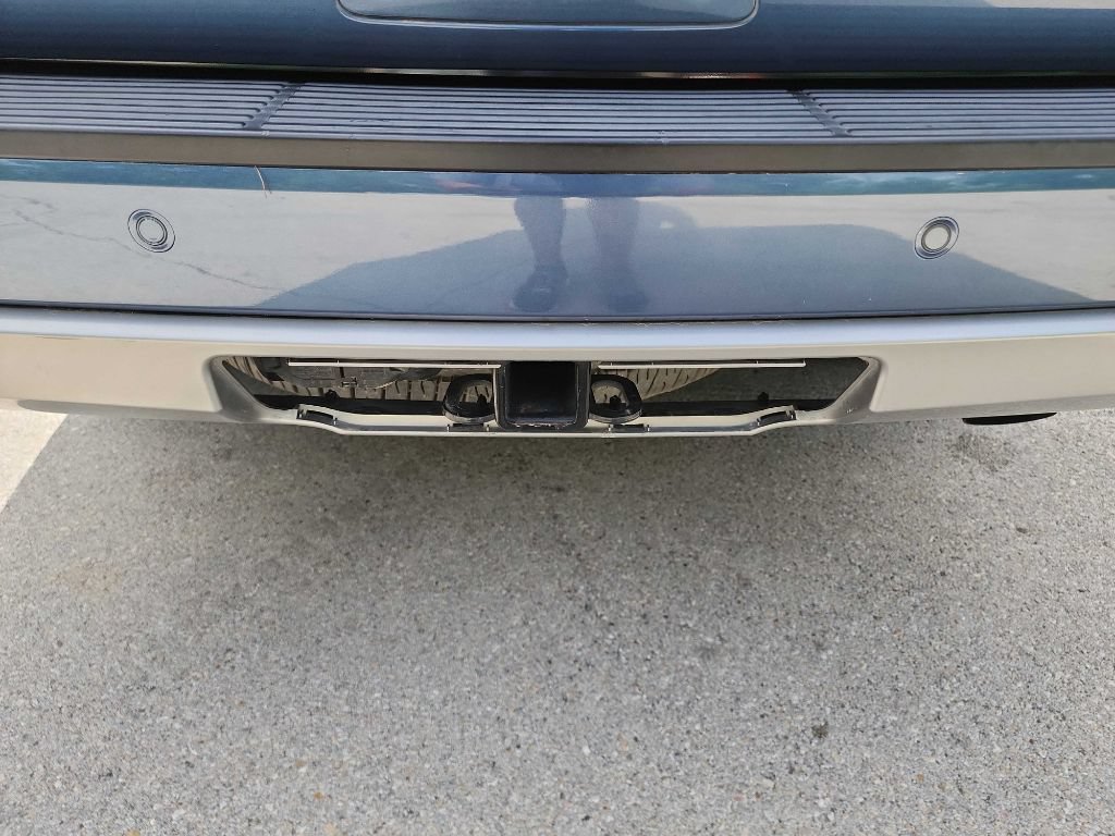 Used 2019 Ford Expedition XLT w/ Equipment Group 202A RWD image 9