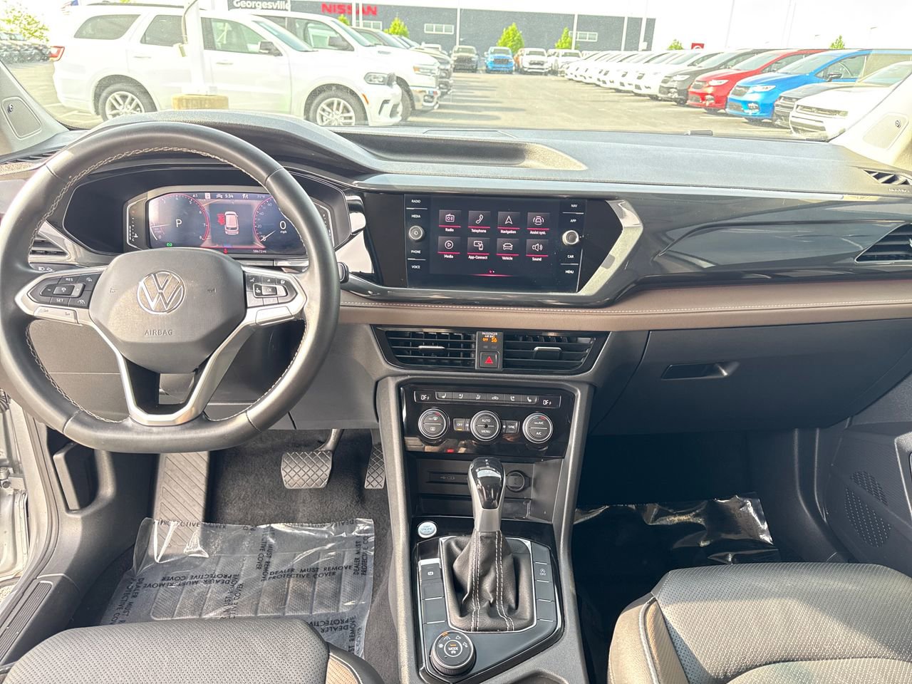 Used 2022 Volkswagen Taos SEL AWD/4WD image 12