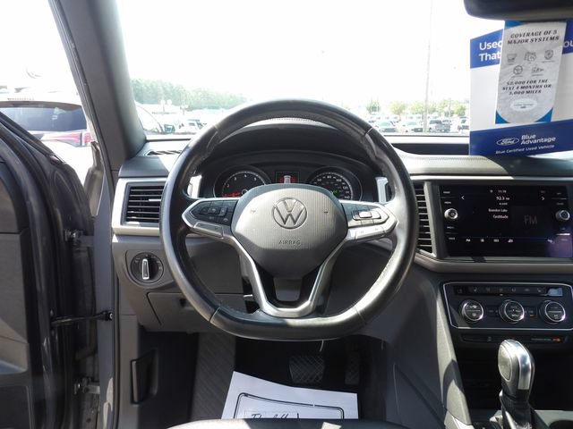Used 2020 Volkswagen Atlas Cross Sport SE w/ Panoramic Sunroof Package FWD image 23