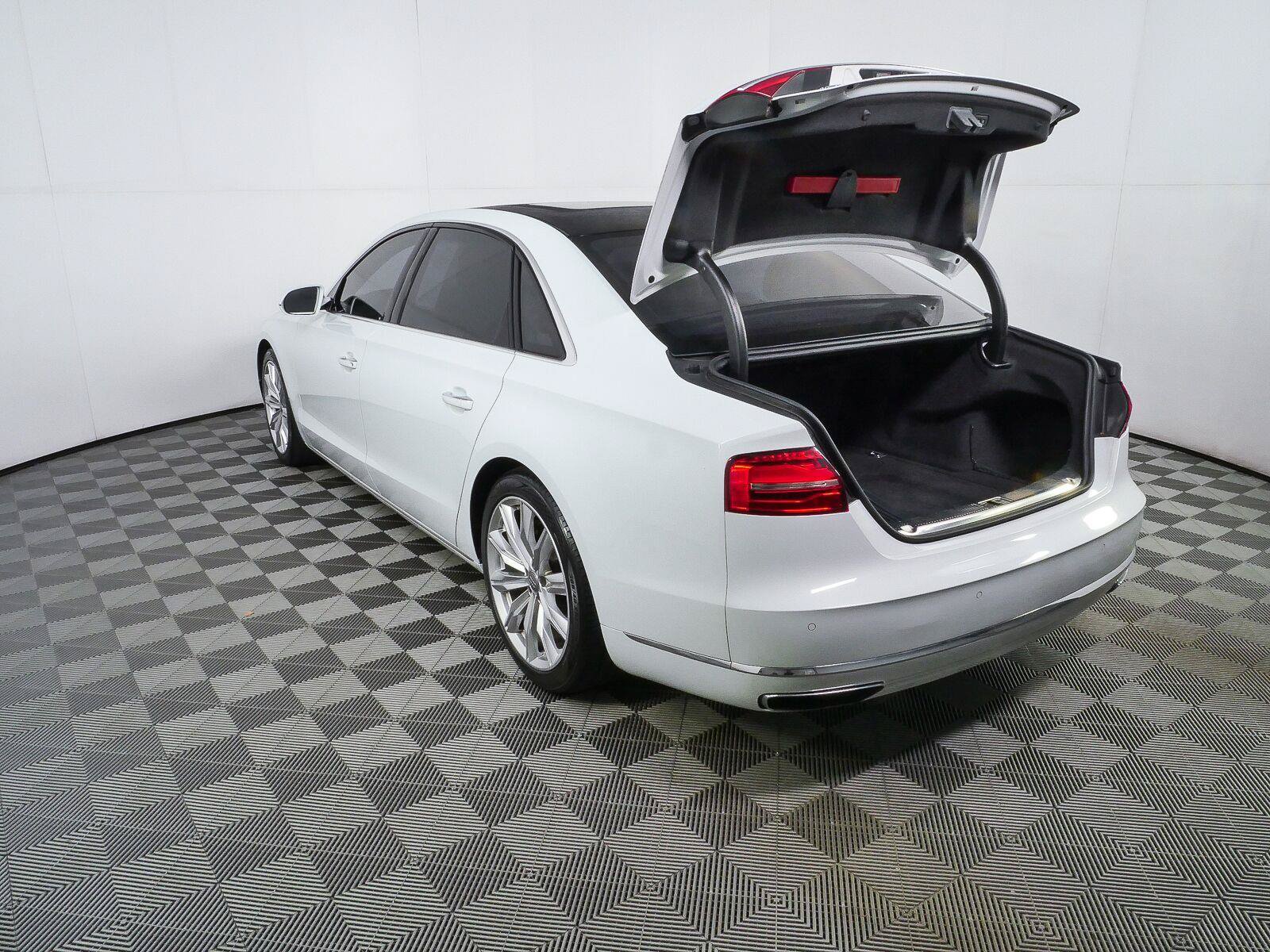 Used 2016 Audi A8 L 3.0T w/ Executive Package AWD/4WD image 28