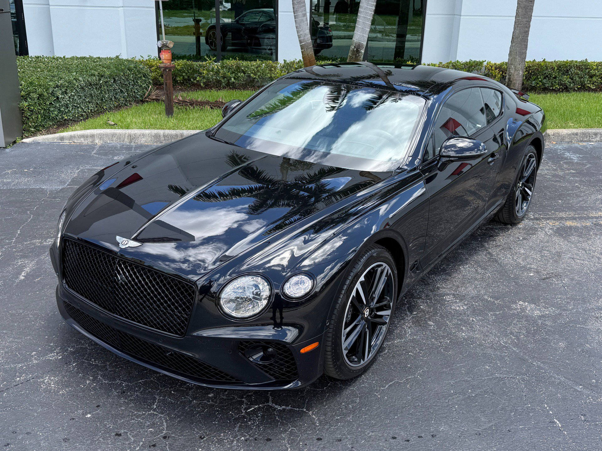 Used 2020 Bentley Continental GT V8 AWD/4WD image 9