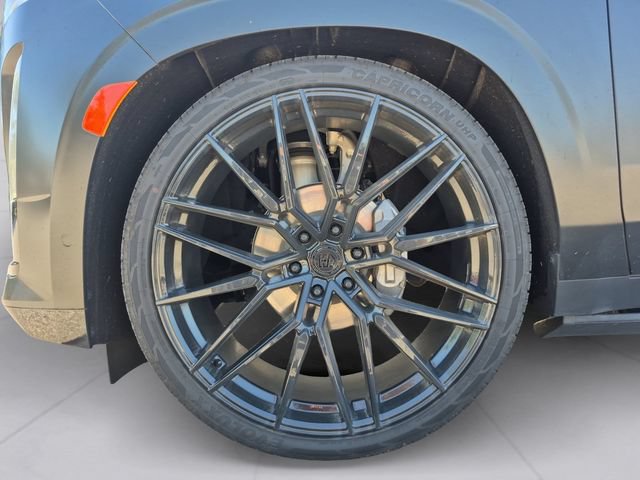 Certified 2024 Cadillac Escalade Premium Luxury Platinum w/ LPO, Floor Liner Package AWD/4WD image 9