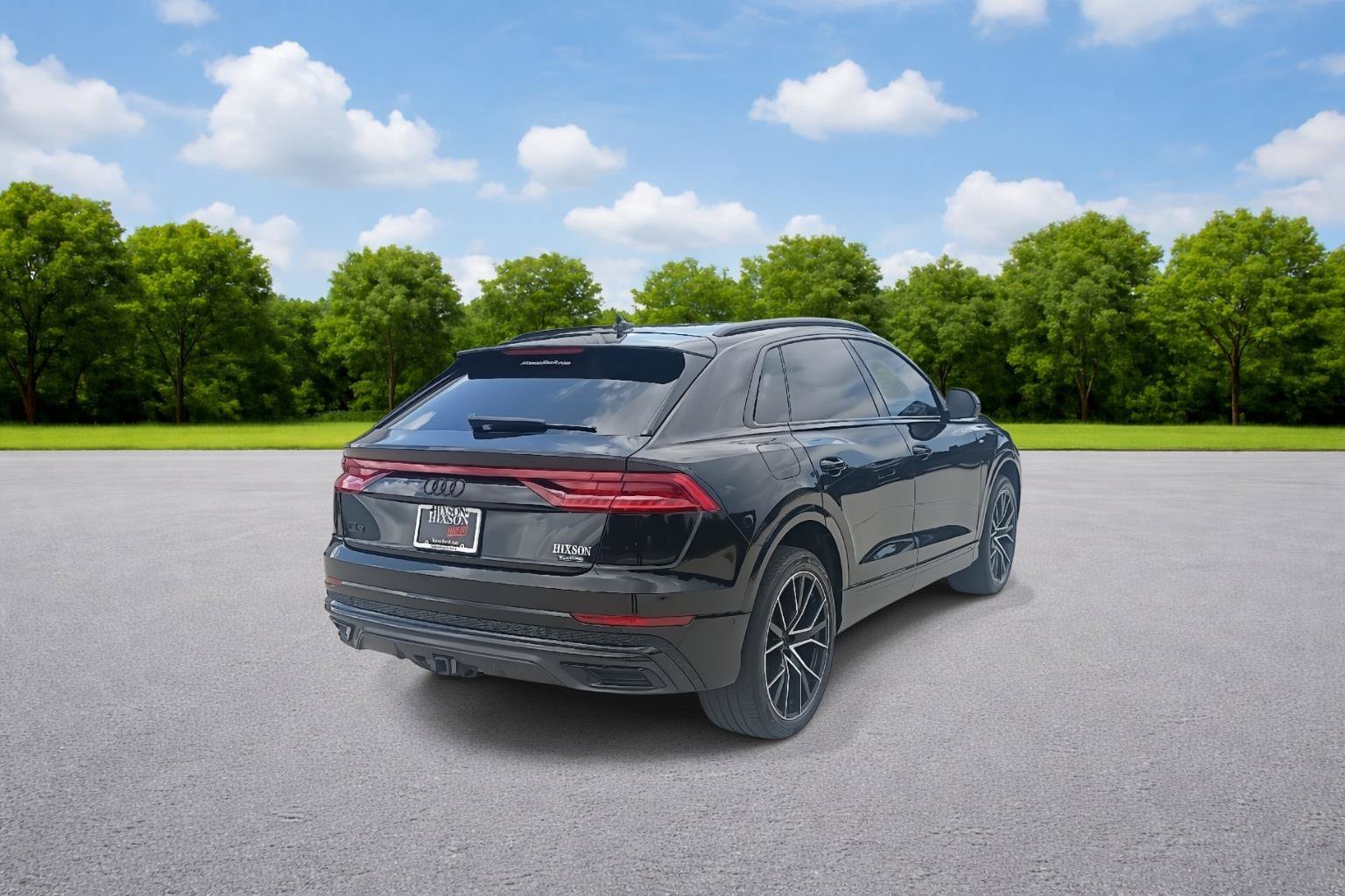Used 2021 Audi Q8 Prestige AWD/4WD image 7