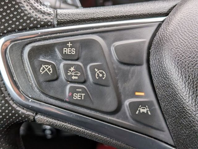 Used 2020 Chevrolet Equinox LT image 18