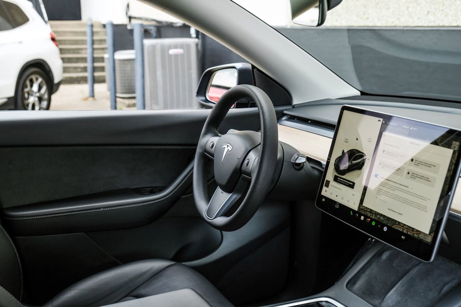 Used 2022 Tesla Model Y Performance AWD/4WD image 18