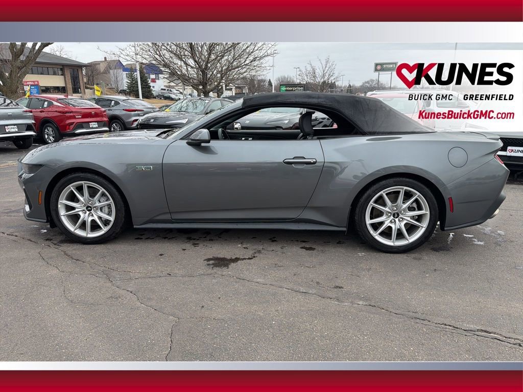 Used 2025 Ford Mustang GT Premium image 22