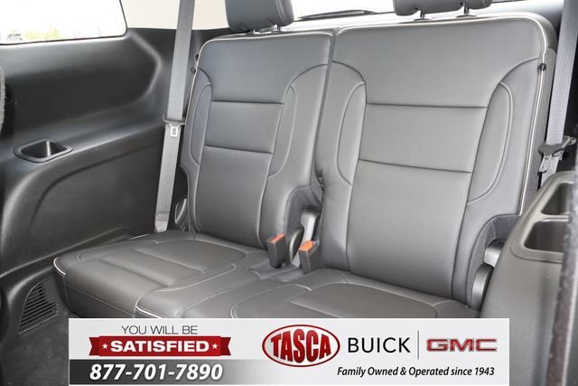 Used 2023 GMC Acadia Denali w/ Black Diamond Edition FWD image 16