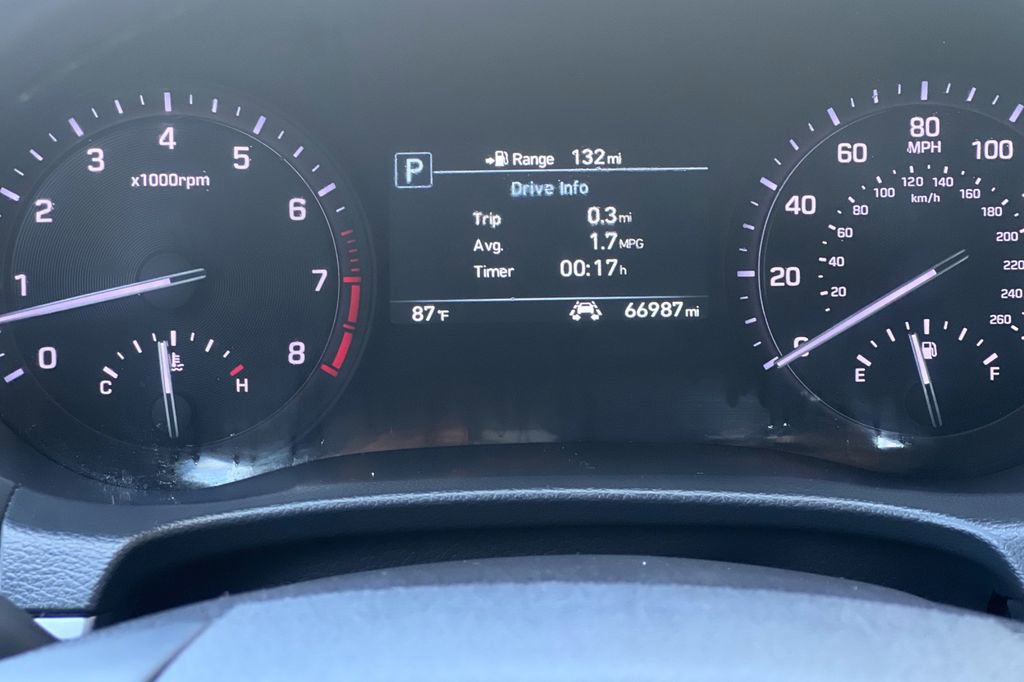 Used 2018 Genesis G80 3.8 RWD image 28