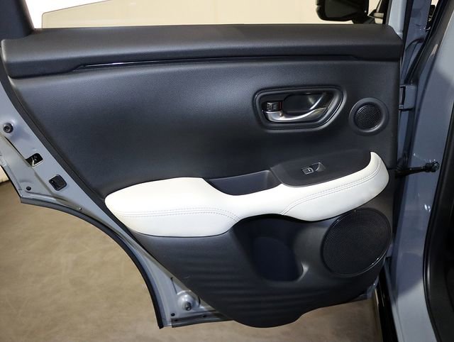 Certified 2025 Acura ADX A-Spec image 26