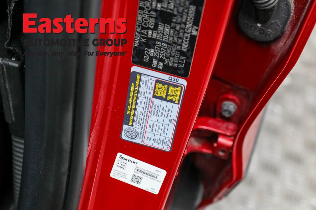 Used 2022 Kia Niro EX w/ Cold Weather Package image 32