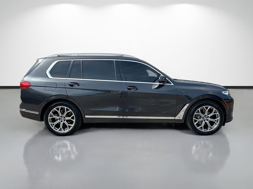Used 2020 BMW X7 xDrive40i w/ Premium Package AWD/4WD image 2