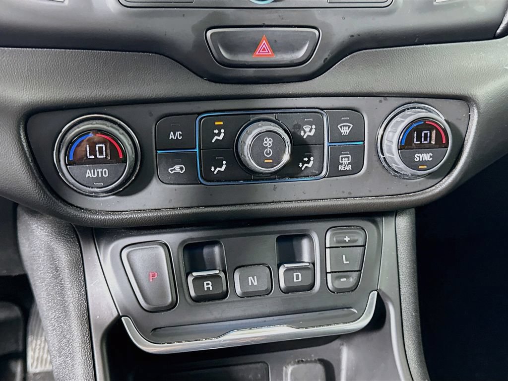 Used 2020 GMC Terrain SLE w/ Driver Convenience Package AWD/4WD image 15