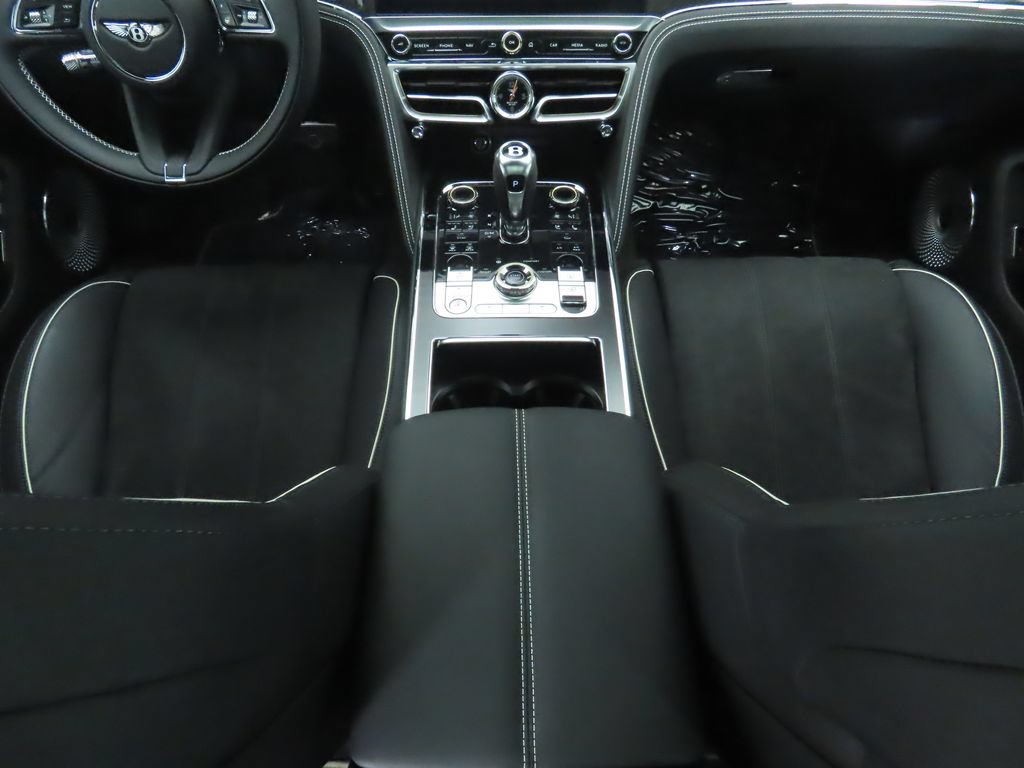 Certified 2025 Bentley Flying Spur Plug-In Hybrid AWD/4WD image 17